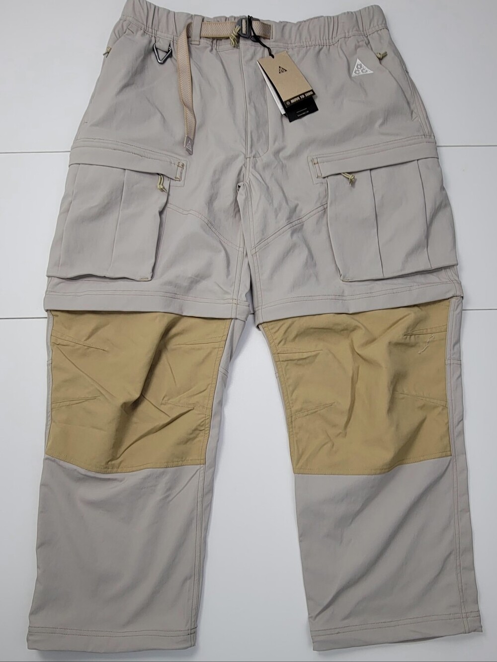 Nike ACG "Smith Summit" Cargo Pants College Grey Beige Sz L Men FN0428-009 NWT